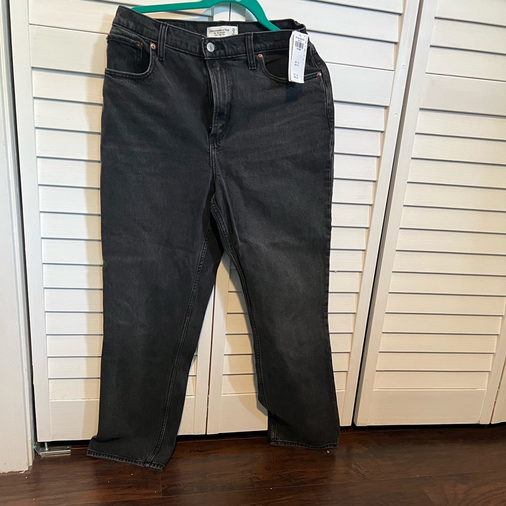 Lady’s jeans